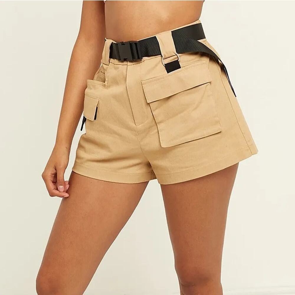 NWT Kreamy Cargo Shorts With Black Belt khaki Sz large